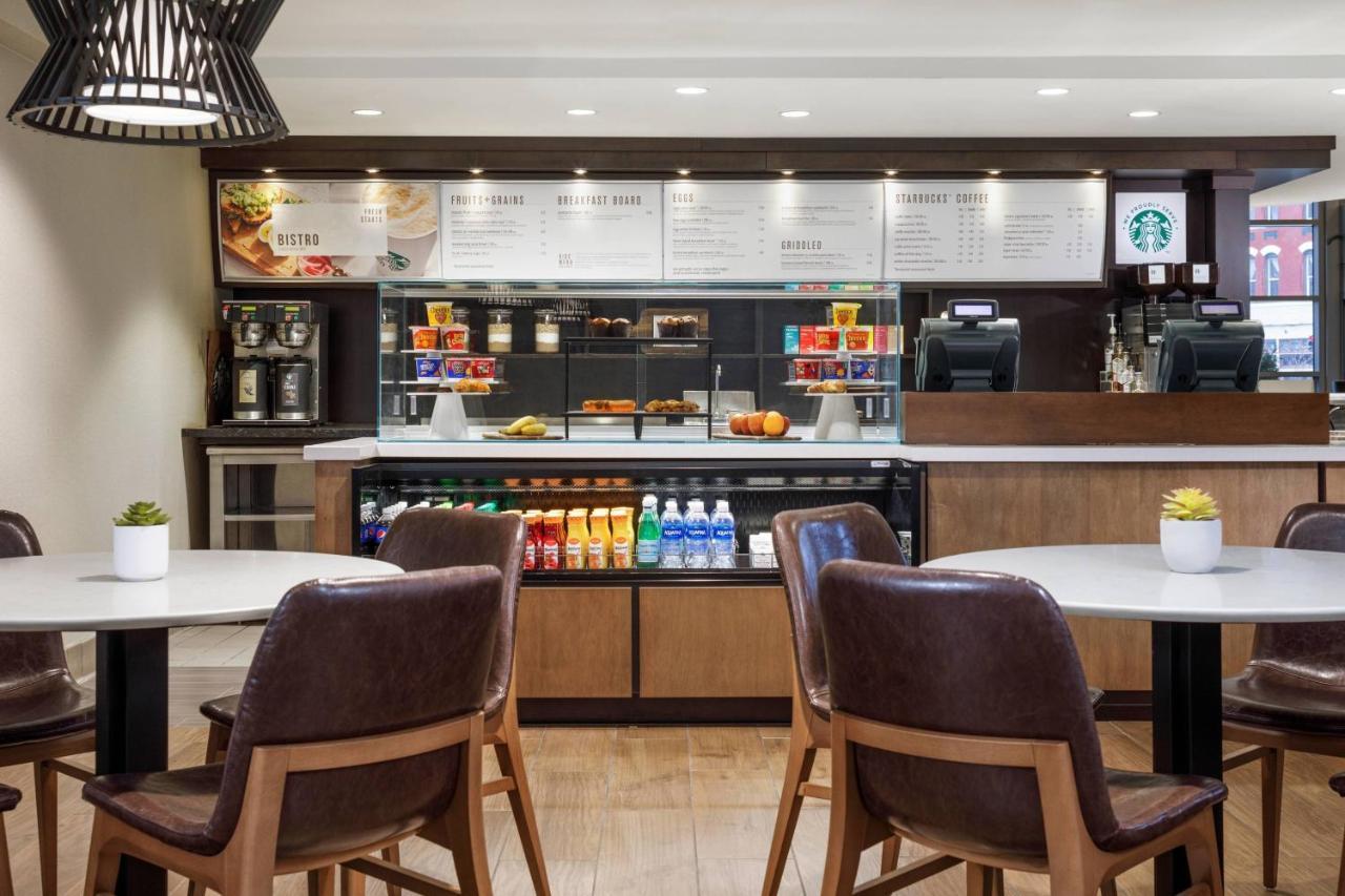 Courtyard By Marriott Minneapolis Downtown Екстериор снимка